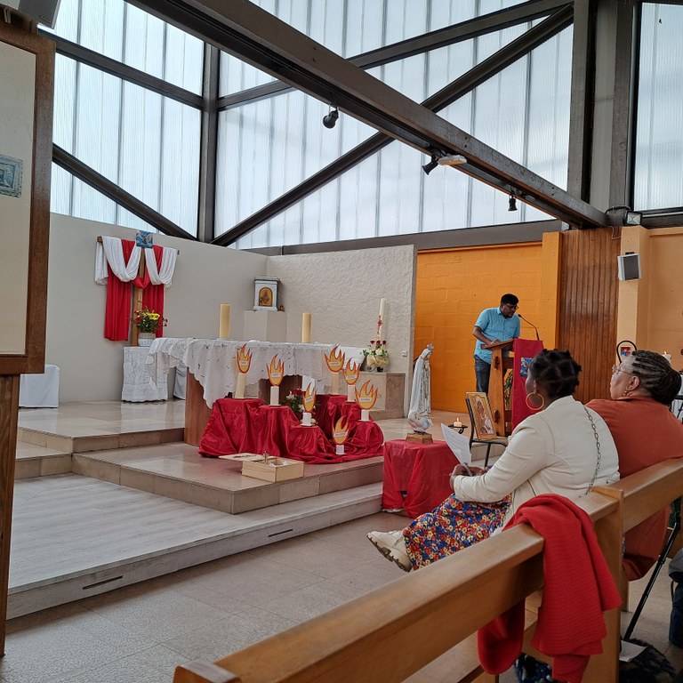 celebration-de-lesprit-saint-a-la-chapelle-du-saint-esprit-au-londeau-samedi-25-mai-2023
